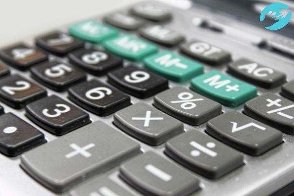 Калькулятор поможет приблизительно вычислить дату овуляции при нерегулярном цикле